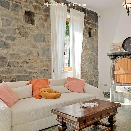 Firefly House, Terre Marine Apartment *