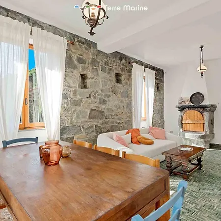 Firefly House, Terre Marine Апартаменты Вернацца